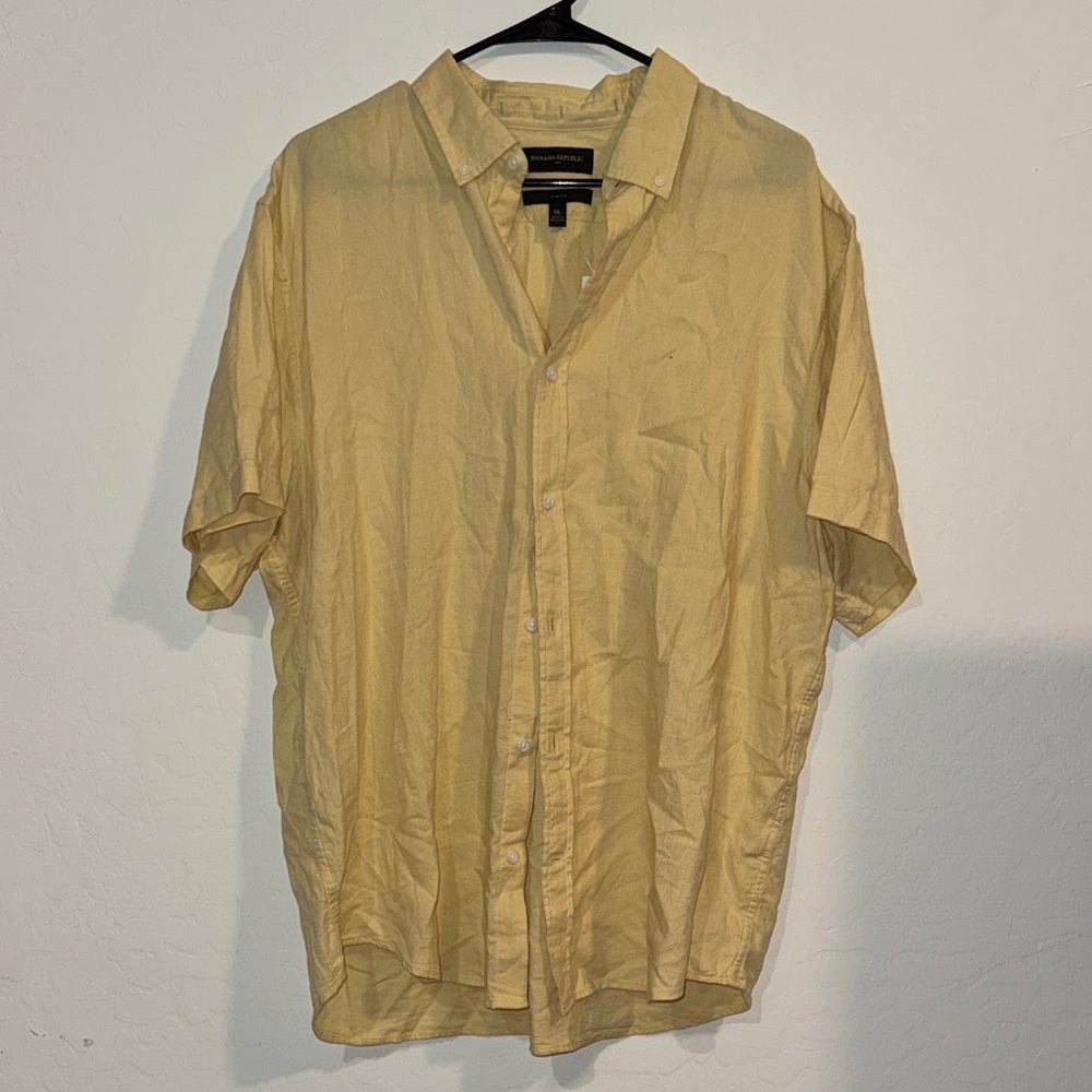 Banana Republic Light Tan Casual Button-Down Shirt